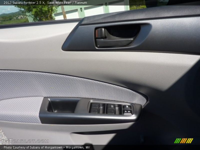 Satin White Pearl / Platinum 2013 Subaru Forester 2.5 X