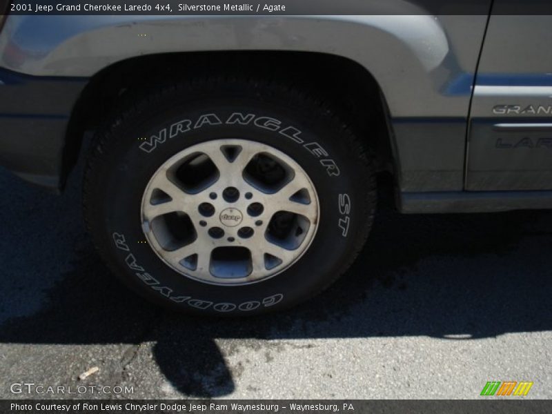 Silverstone Metallic / Agate 2001 Jeep Grand Cherokee Laredo 4x4