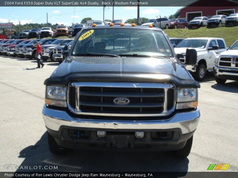 Black / Medium Parchment 2004 Ford F350 Super Duty XLT SuperCab 4x4 Dually