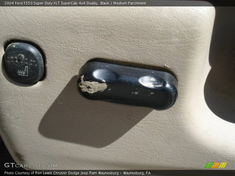 Black / Medium Parchment 2004 Ford F350 Super Duty XLT SuperCab 4x4 Dually