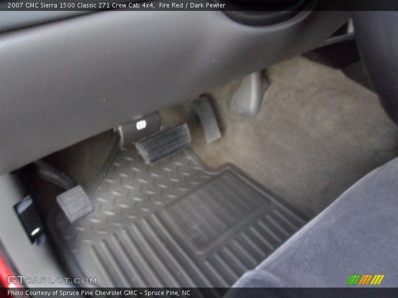 Fire Red / Dark Pewter 2007 GMC Sierra 1500 Classic Z71 Crew Cab 4x4