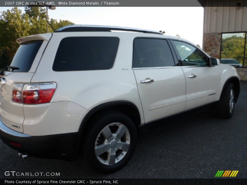 White Diamond Metallic / Titanium 2007 GMC Acadia SLT AWD
