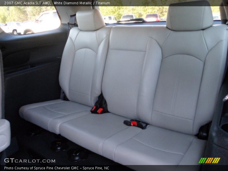 White Diamond Metallic / Titanium 2007 GMC Acadia SLT AWD
