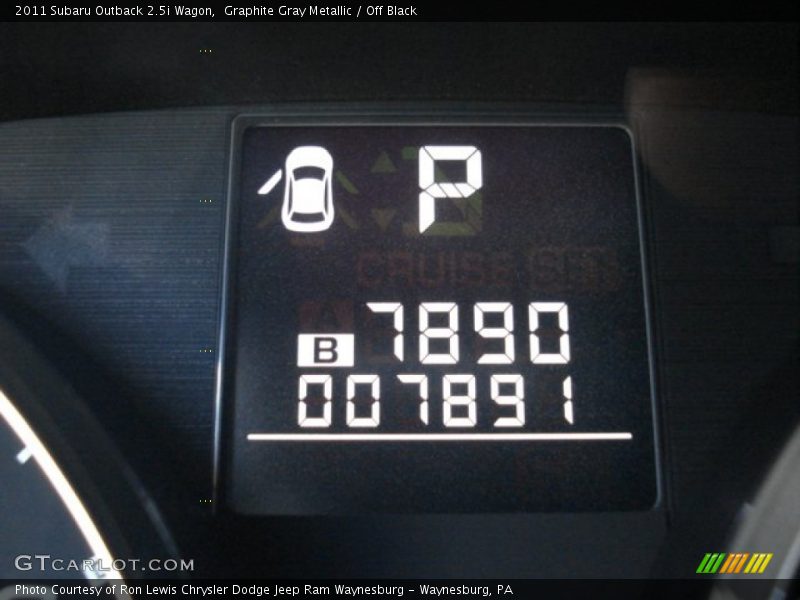 Graphite Gray Metallic / Off Black 2011 Subaru Outback 2.5i Wagon