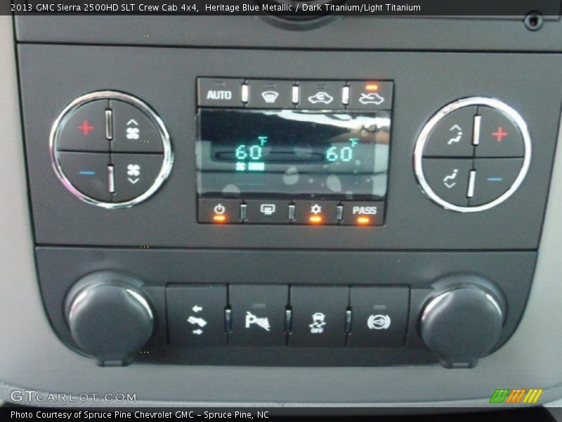 Controls of 2013 Sierra 2500HD SLT Crew Cab 4x4