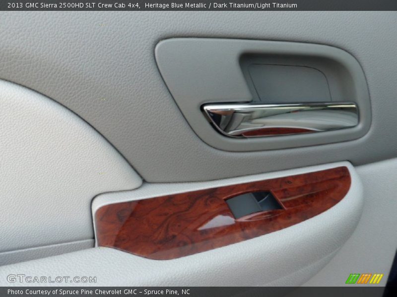 Controls of 2013 Sierra 2500HD SLT Crew Cab 4x4