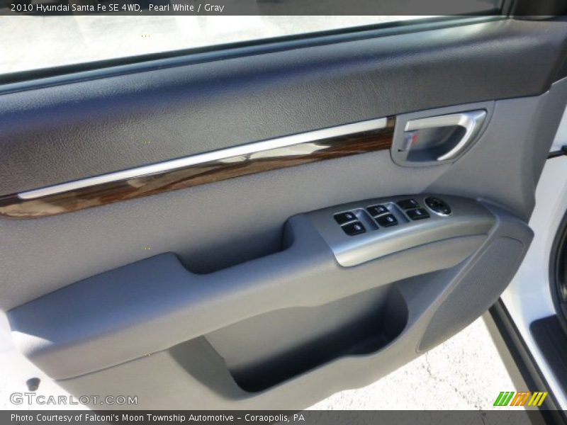Pearl White / Gray 2010 Hyundai Santa Fe SE 4WD