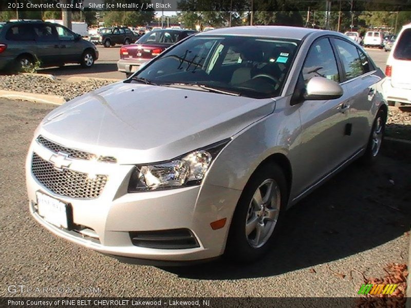 Silver Ice Metallic / Jet Black 2013 Chevrolet Cruze LT