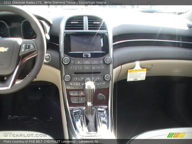 White Diamond Tricoat / Cocoa/Light Neutral 2013 Chevrolet Malibu LTZ