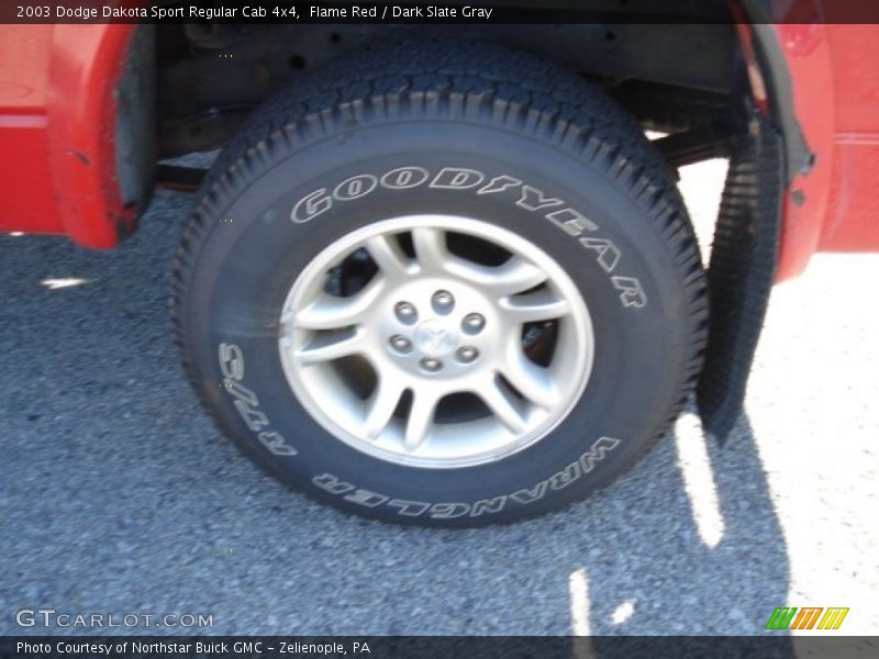 Flame Red / Dark Slate Gray 2003 Dodge Dakota Sport Regular Cab 4x4