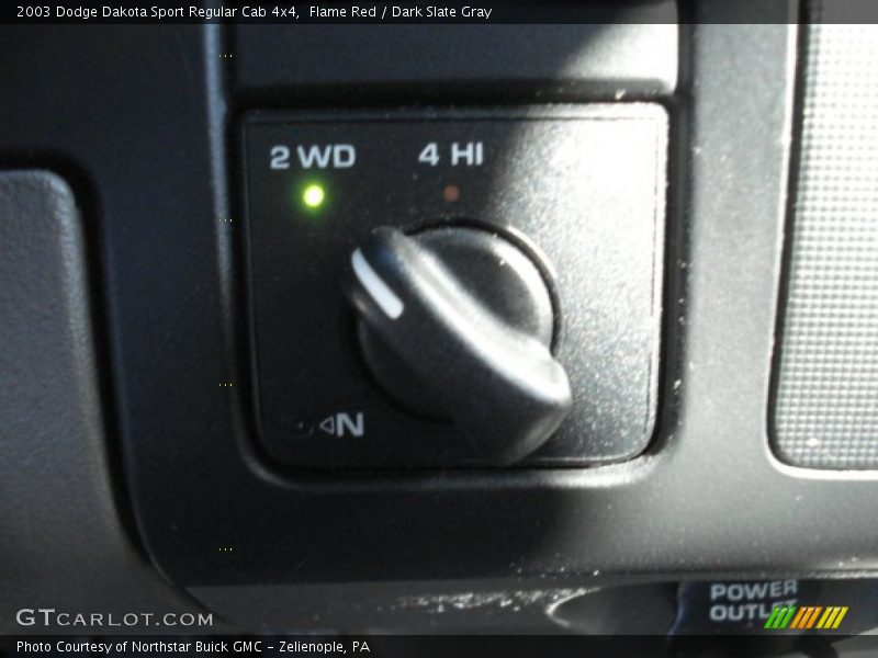 Flame Red / Dark Slate Gray 2003 Dodge Dakota Sport Regular Cab 4x4