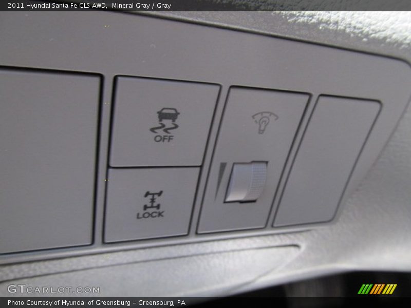 Mineral Gray / Gray 2011 Hyundai Santa Fe GLS AWD