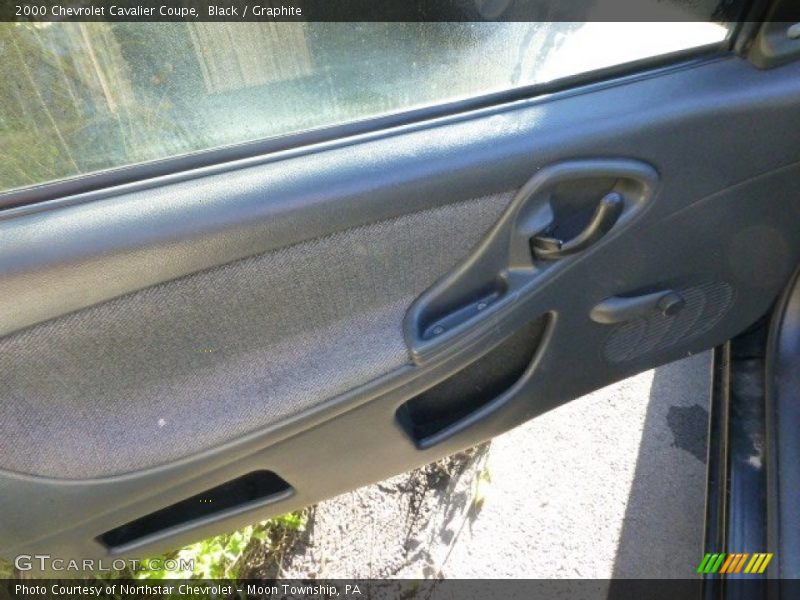 Black / Graphite 2000 Chevrolet Cavalier Coupe