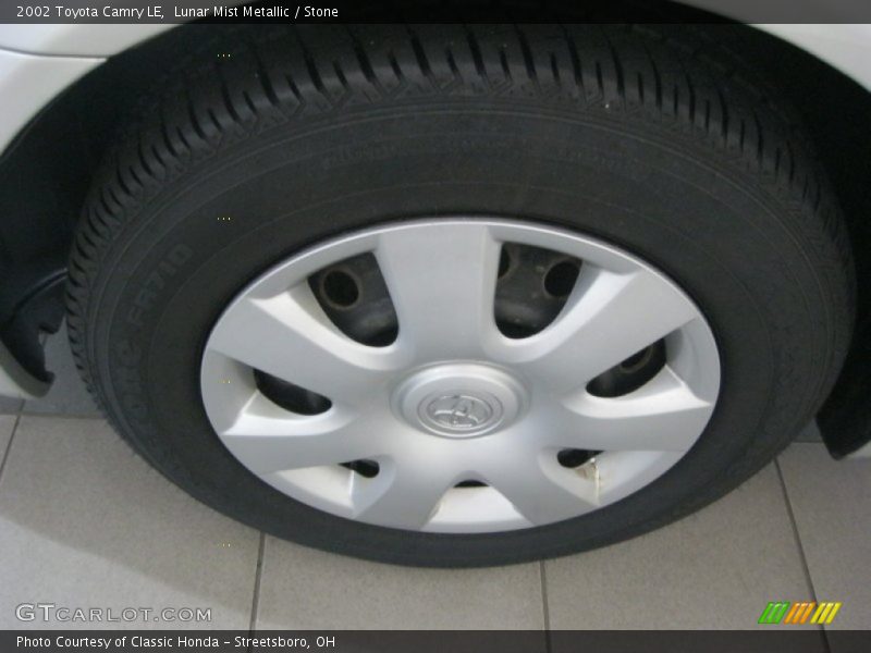 Lunar Mist Metallic / Stone 2002 Toyota Camry LE