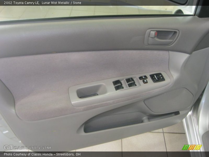 Lunar Mist Metallic / Stone 2002 Toyota Camry LE
