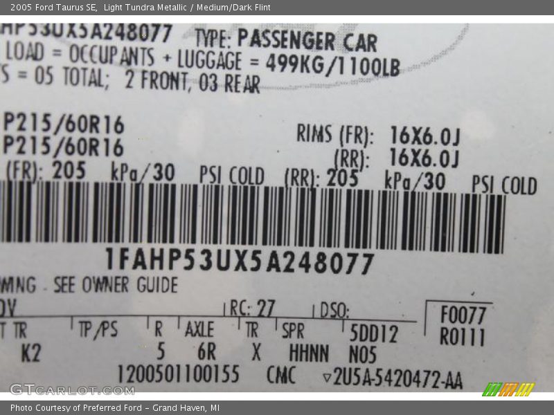 Light Tundra Metallic / Medium/Dark Flint 2005 Ford Taurus SE