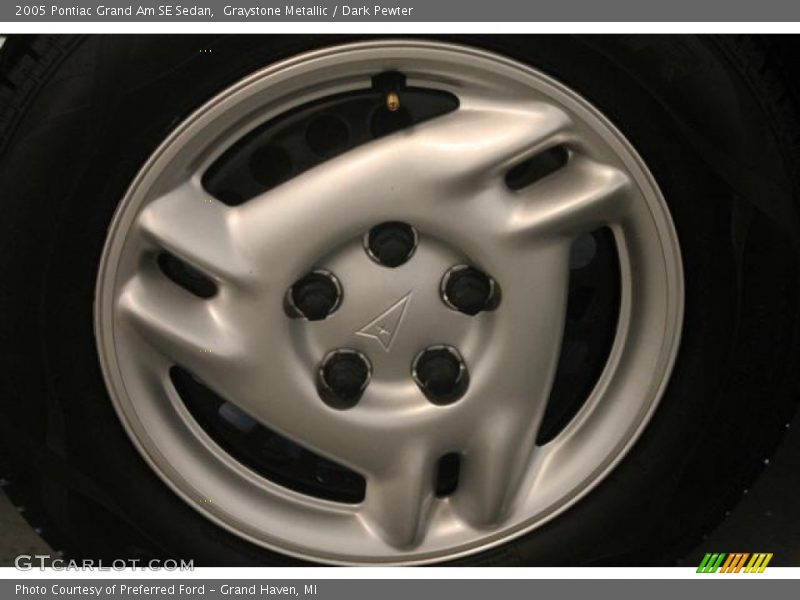 Graystone Metallic / Dark Pewter 2005 Pontiac Grand Am SE Sedan