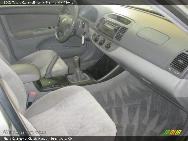 Lunar Mist Metallic / Stone 2002 Toyota Camry LE