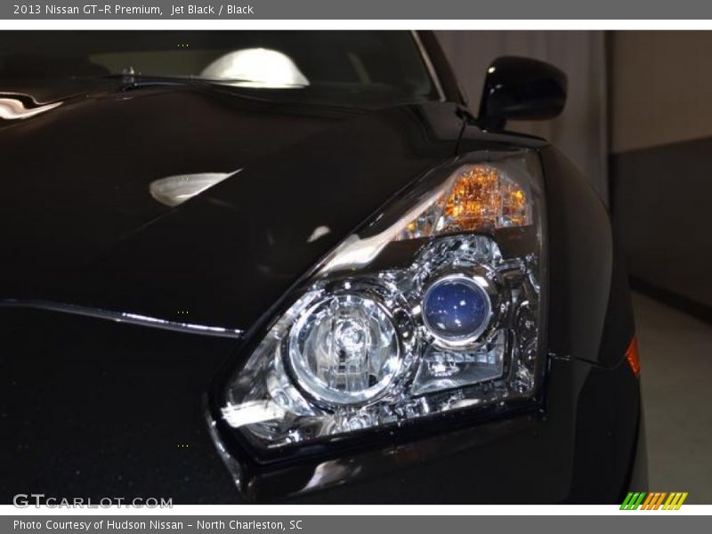 Jet Black / Black 2013 Nissan GT-R Premium