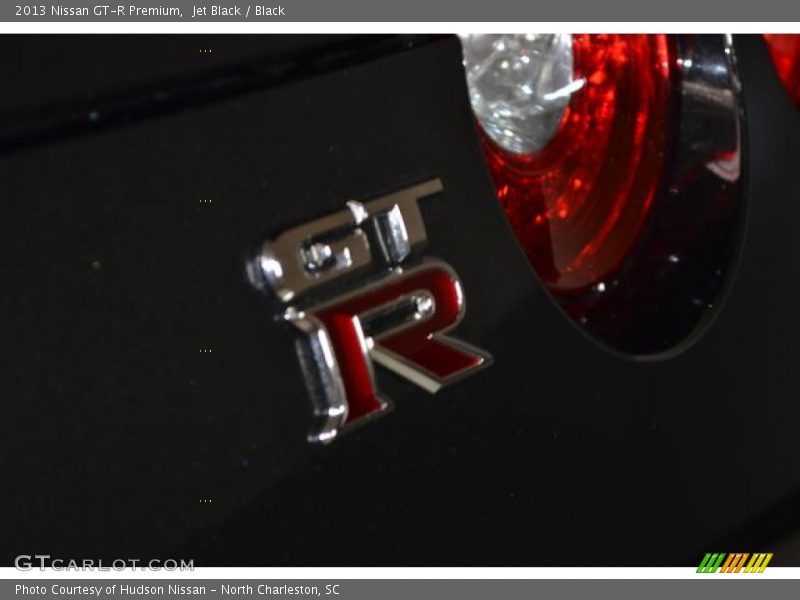 Jet Black / Black 2013 Nissan GT-R Premium