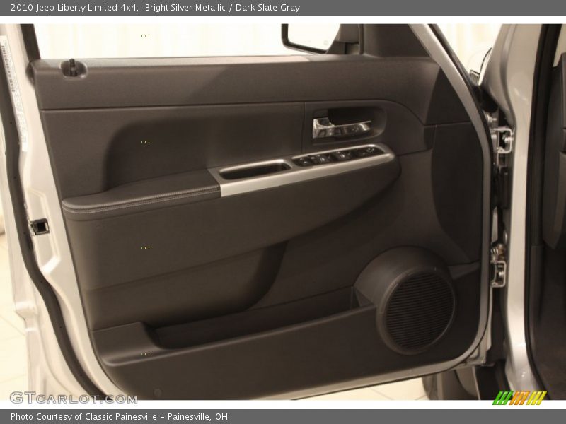 Bright Silver Metallic / Dark Slate Gray 2010 Jeep Liberty Limited 4x4