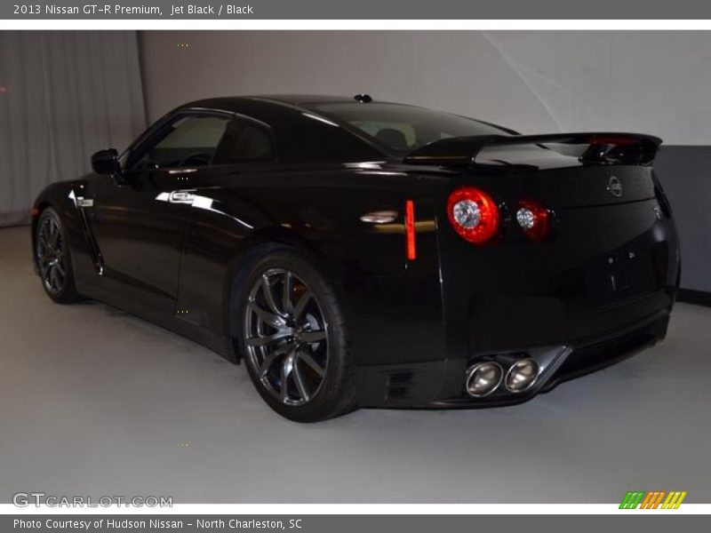 Jet Black / Black 2013 Nissan GT-R Premium
