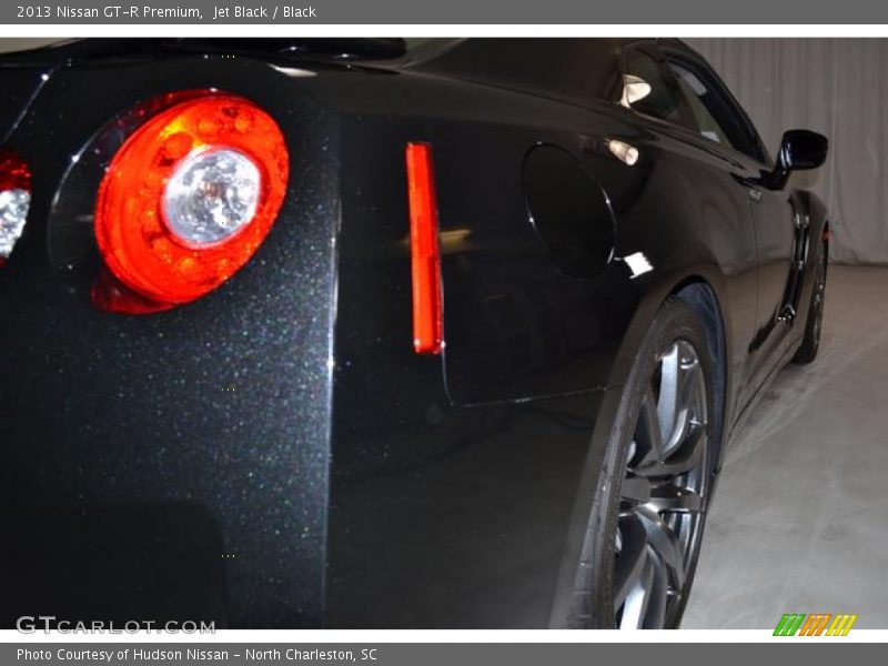 Jet Black / Black 2013 Nissan GT-R Premium
