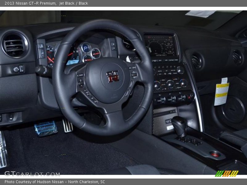 Jet Black / Black 2013 Nissan GT-R Premium