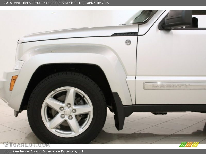 Bright Silver Metallic / Dark Slate Gray 2010 Jeep Liberty Limited 4x4