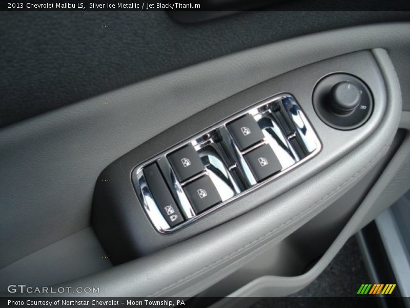Silver Ice Metallic / Jet Black/Titanium 2013 Chevrolet Malibu LS