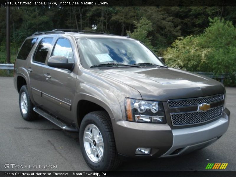 Front 3/4 View of 2013 Tahoe LT 4x4