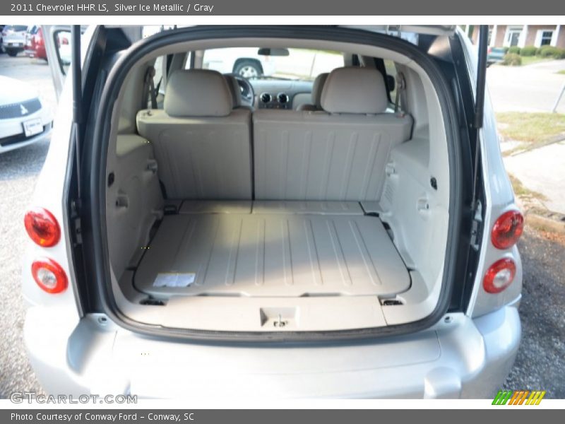 Silver Ice Metallic / Gray 2011 Chevrolet HHR LS