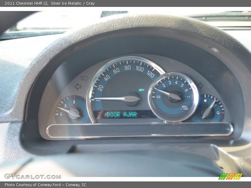 Silver Ice Metallic / Gray 2011 Chevrolet HHR LS