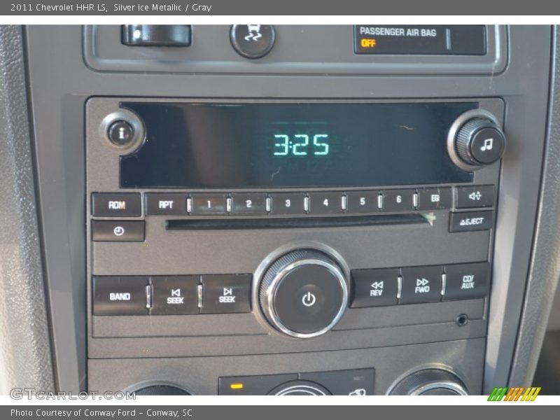 Silver Ice Metallic / Gray 2011 Chevrolet HHR LS