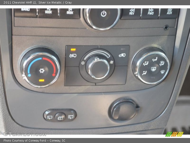 Silver Ice Metallic / Gray 2011 Chevrolet HHR LS