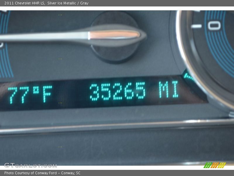 Silver Ice Metallic / Gray 2011 Chevrolet HHR LS