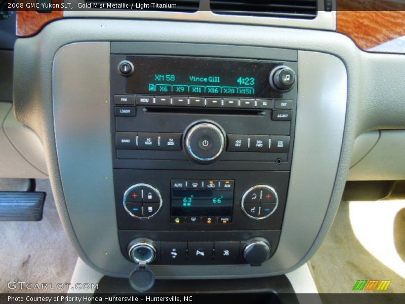 Gold Mist Metallic / Light Titanium 2008 GMC Yukon SLT