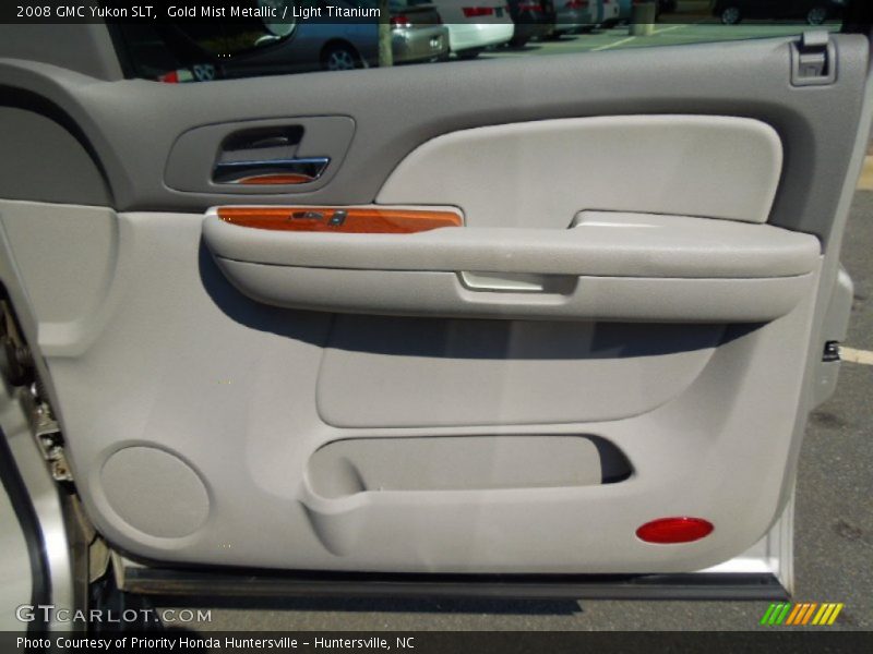 Gold Mist Metallic / Light Titanium 2008 GMC Yukon SLT