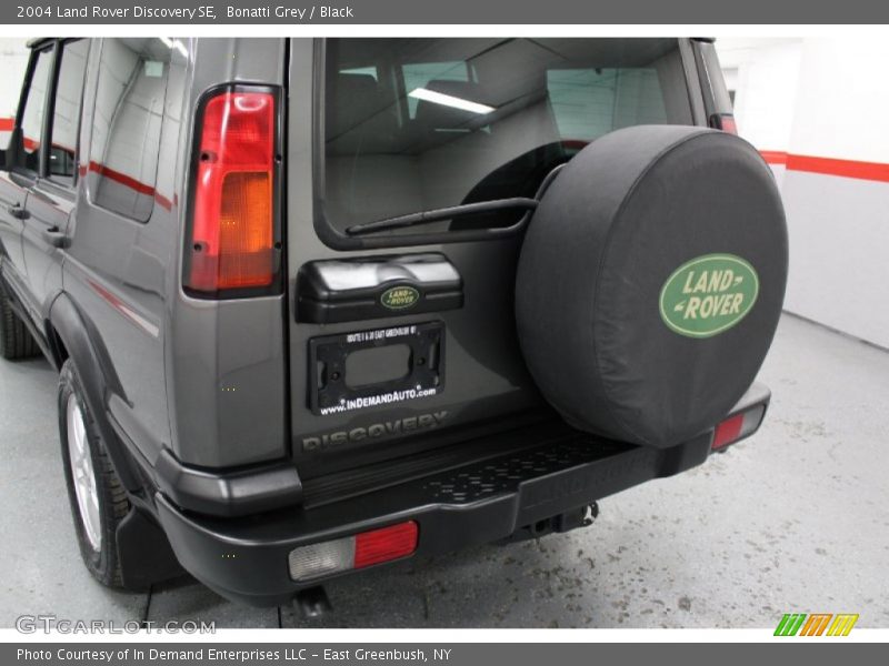 Bonatti Grey / Black 2004 Land Rover Discovery SE