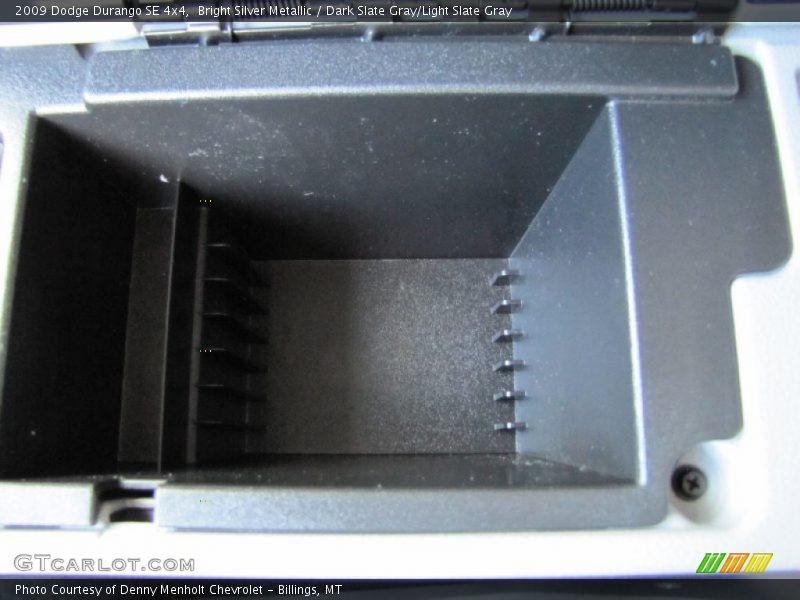 Bright Silver Metallic / Dark Slate Gray/Light Slate Gray 2009 Dodge Durango SE 4x4