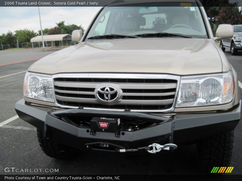 Sonora Gold Pearl / Ivory 2006 Toyota Land Cruiser