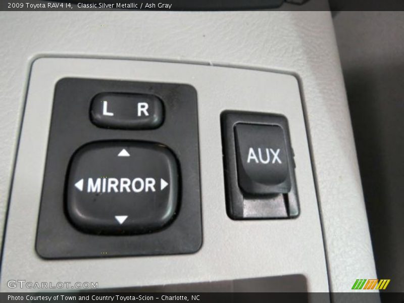 Classic Silver Metallic / Ash Gray 2009 Toyota RAV4 I4