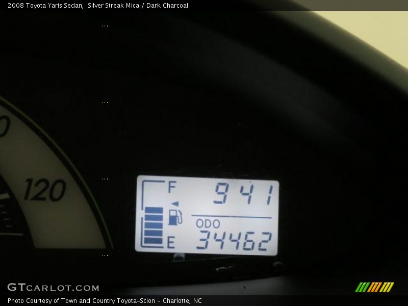 Silver Streak Mica / Dark Charcoal 2008 Toyota Yaris Sedan