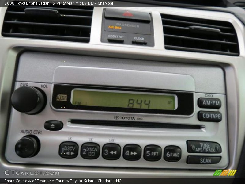 Silver Streak Mica / Dark Charcoal 2008 Toyota Yaris Sedan