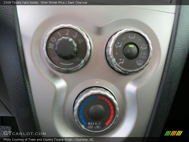 Silver Streak Mica / Dark Charcoal 2008 Toyota Yaris Sedan