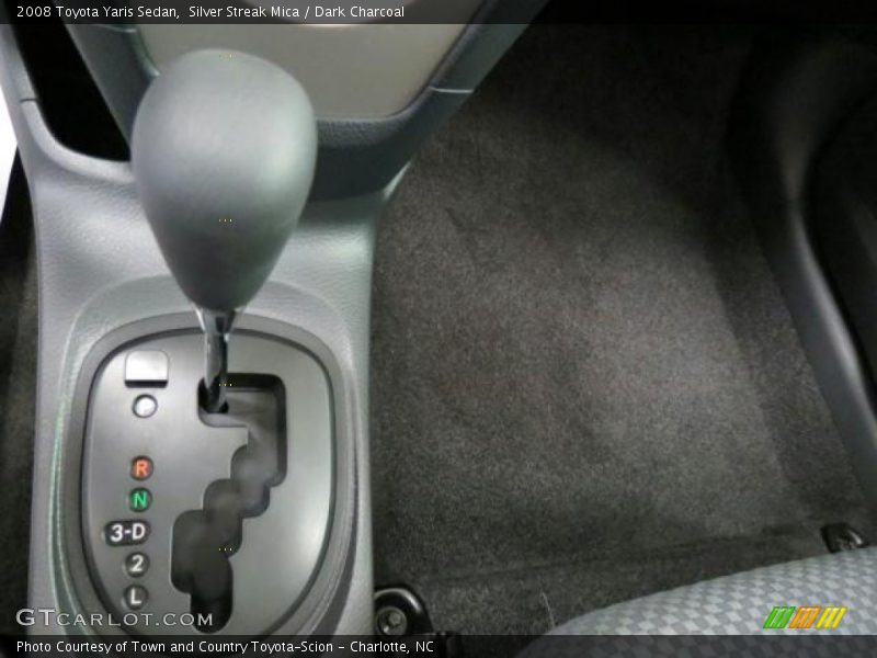Silver Streak Mica / Dark Charcoal 2008 Toyota Yaris Sedan