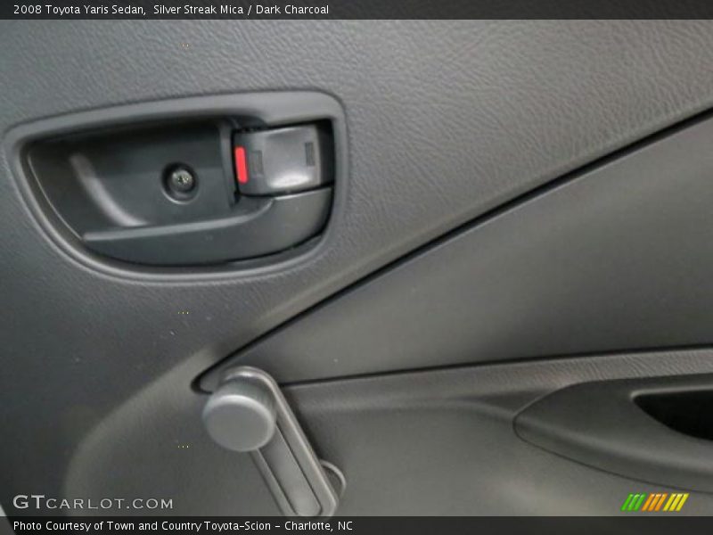 Silver Streak Mica / Dark Charcoal 2008 Toyota Yaris Sedan