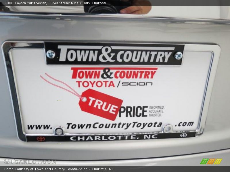 Silver Streak Mica / Dark Charcoal 2008 Toyota Yaris Sedan