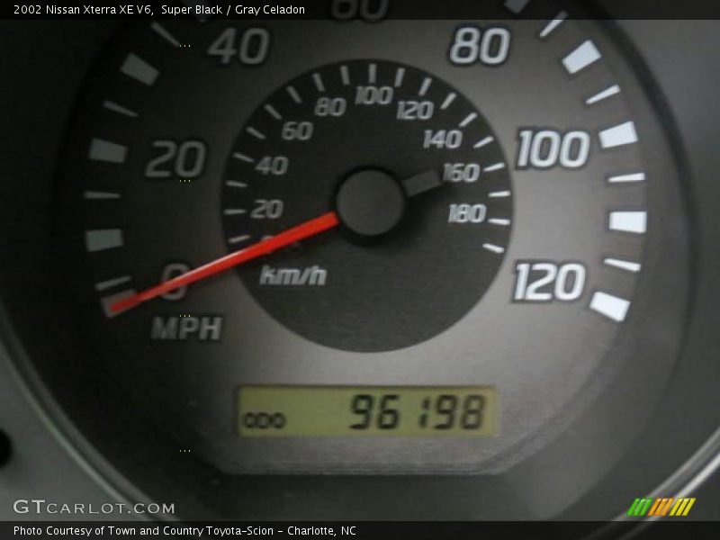 Super Black / Gray Celadon 2002 Nissan Xterra XE V6