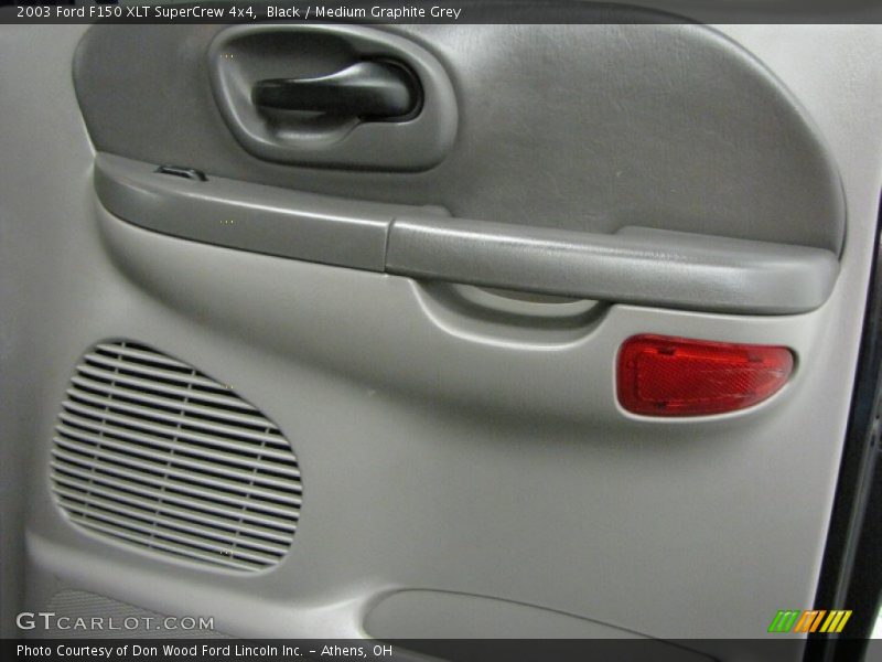 Black / Medium Graphite Grey 2003 Ford F150 XLT SuperCrew 4x4